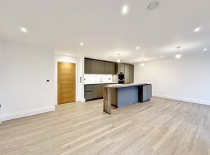 Photo 17- click for photo gallery